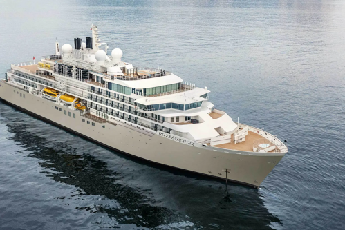 Arktische Wunderwelten: Spitzbergens Entdeckungstour