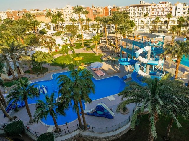 Regina Resort & Aquapark Hurghada ★★★★