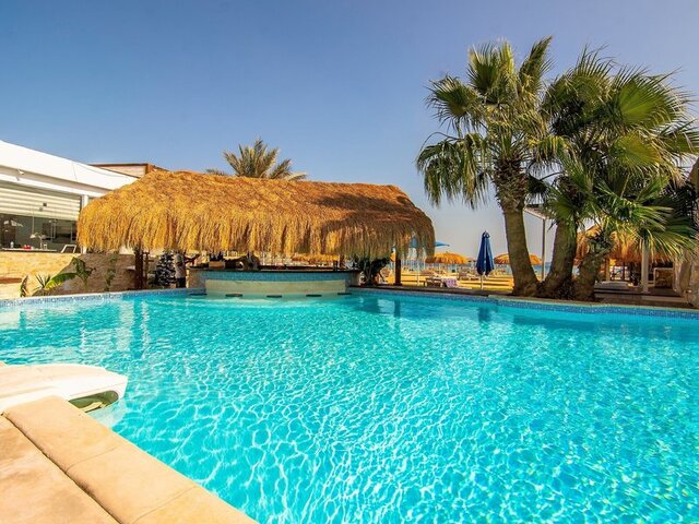 AJIRA Bay Hotel ★★★★