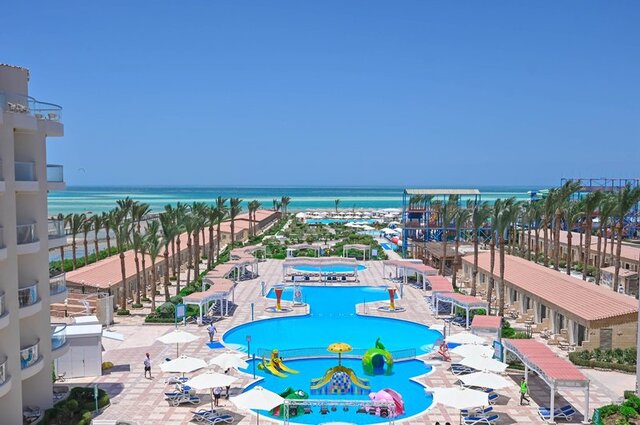 Sunrise Serano Aqua Park ★★★★
