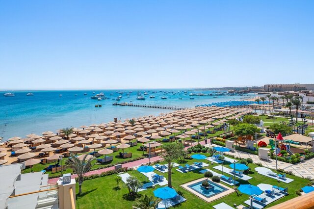 Albatros White Beach Reso ★★★★★