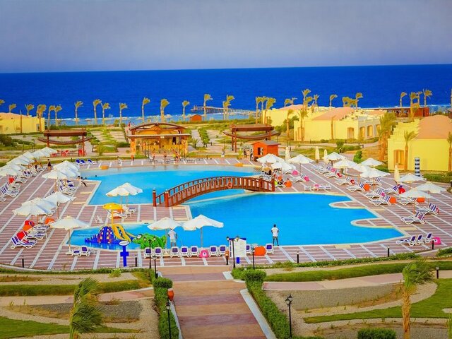 Amarina Queen Resort & Aqua Park ★★★★