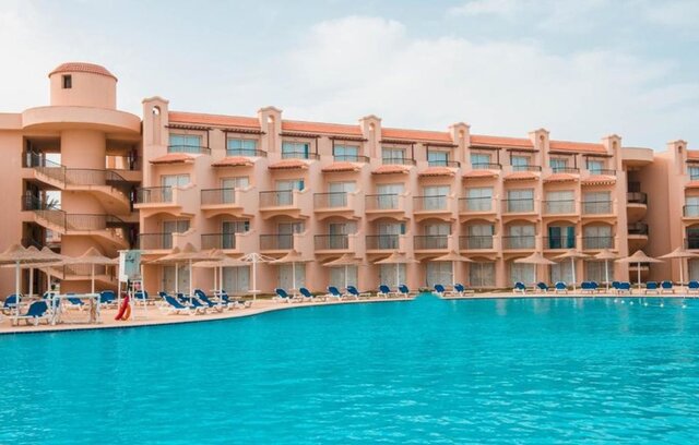 Pyramisa Beach Resor ★★★★★
