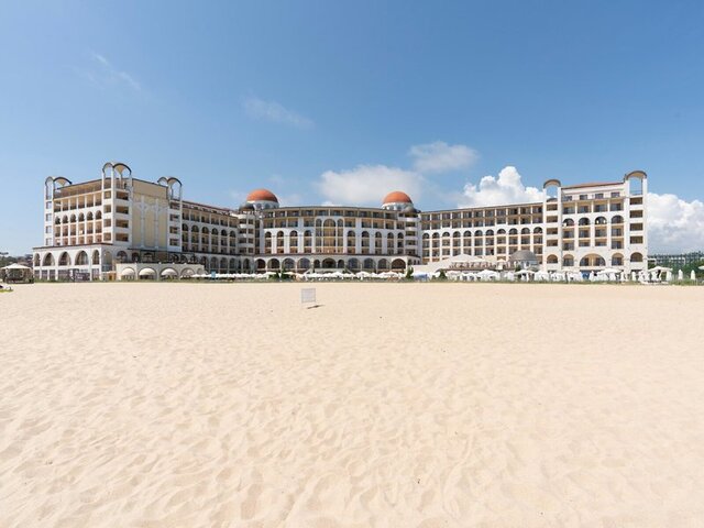 Alua Helios Bay ★★★★