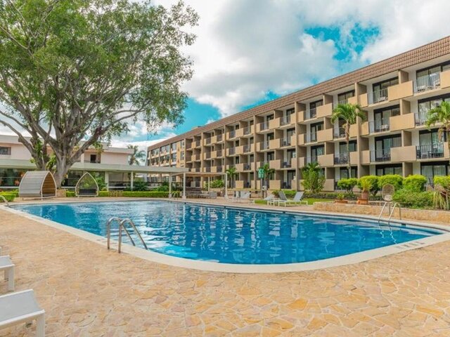 Irazu Hotel & Studios ★★★★