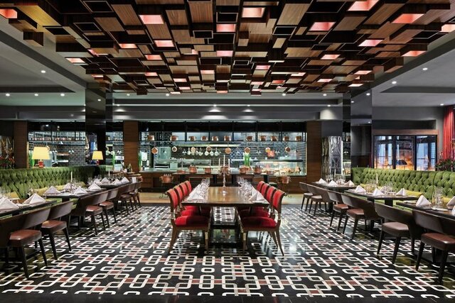 TITANIC Gendarmenmarkt Berlin ★★★★★