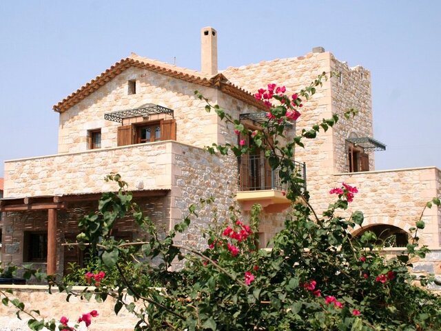 Mani Village ★★★★