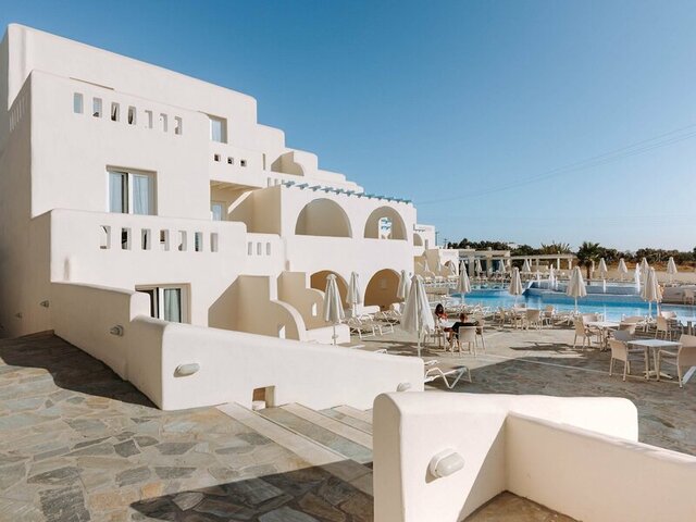 Naxian Emerald Hotel ★★★★