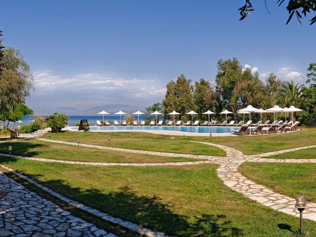 Chrismos Luxury Suites & Studios ★★★★