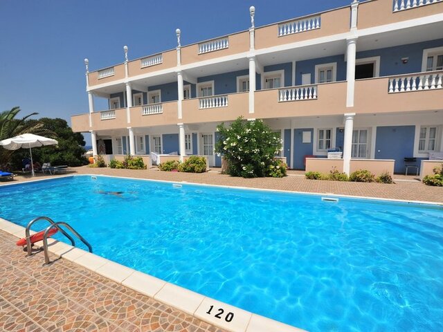 Athena Palace ★★★★