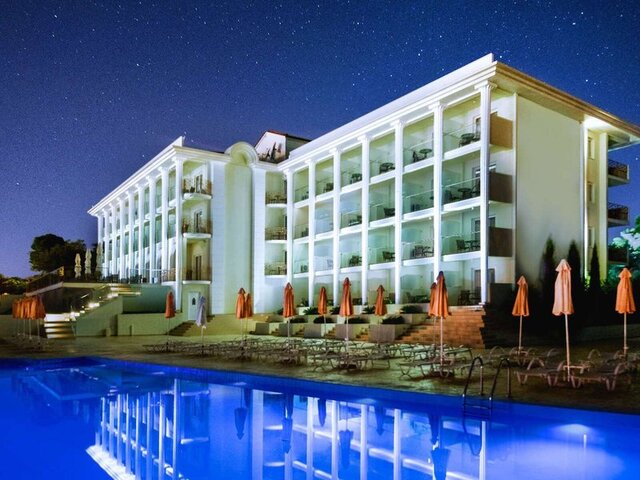 Avalon Palace Hotel ★★★