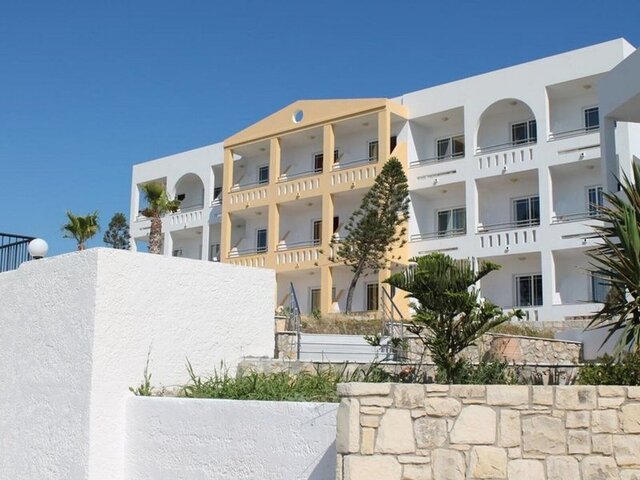 Pantheon Hotel ★★★