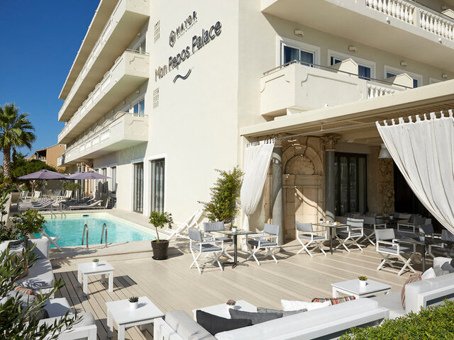 Mon Repos Palace 'Art Hotel' ★★★★