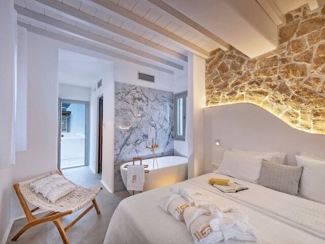 Legendary Suites ★★★
