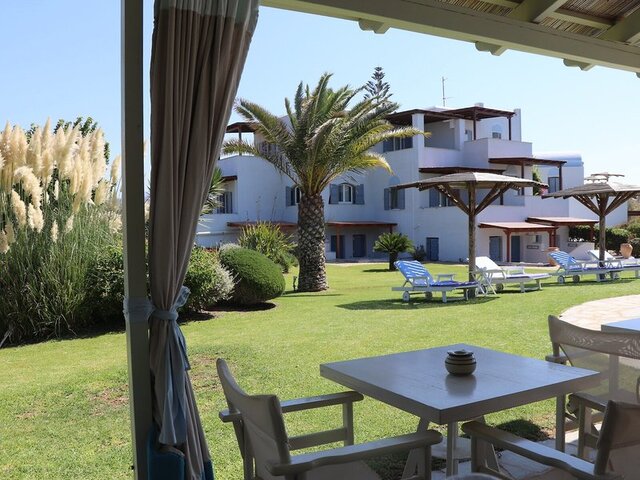 Ammos Naxos Exclusive Apartments & Spa ★★★