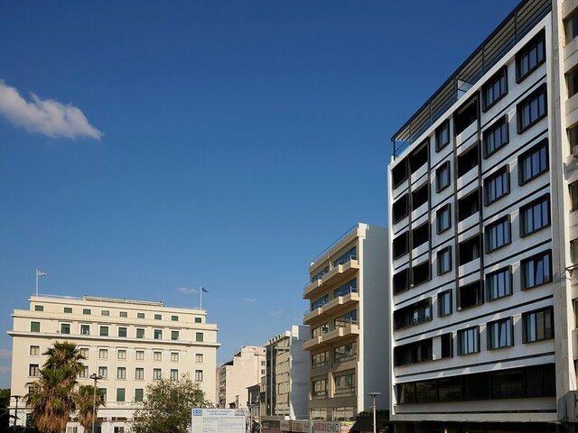 The Port Square Hotel ★★★★