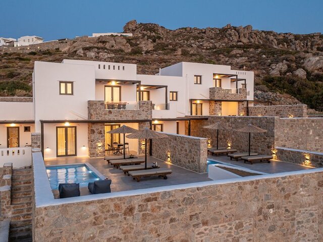 Lithia Exclusive Villas ★★★★