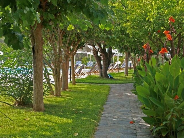 Pythos Studios ★★