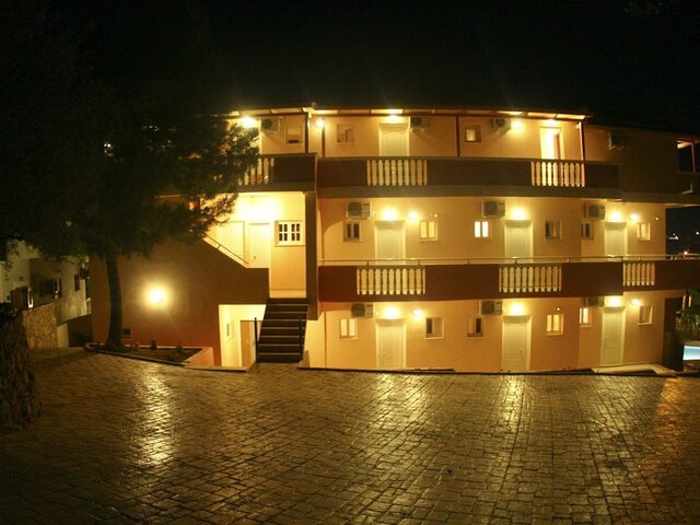 Zante Calinica Hotel & Suites ★★★