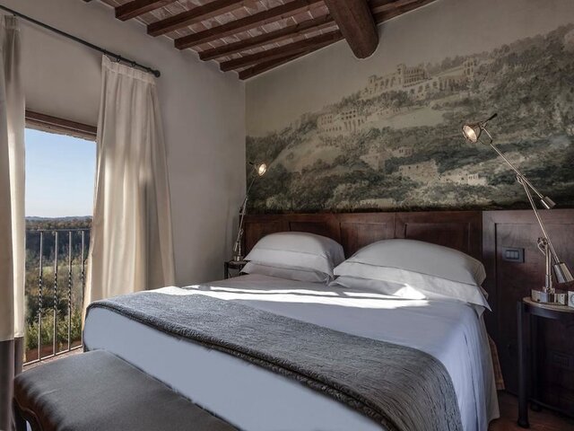 Castel Monastero ★★★★★