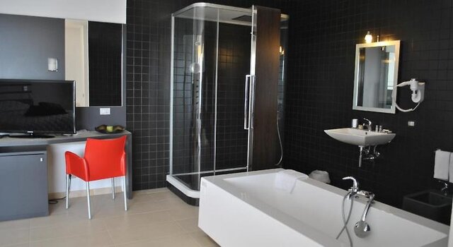 Althea Palace Hotel ★★★★