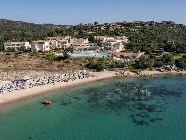 Hotel CalaCuncheddi ★★★★