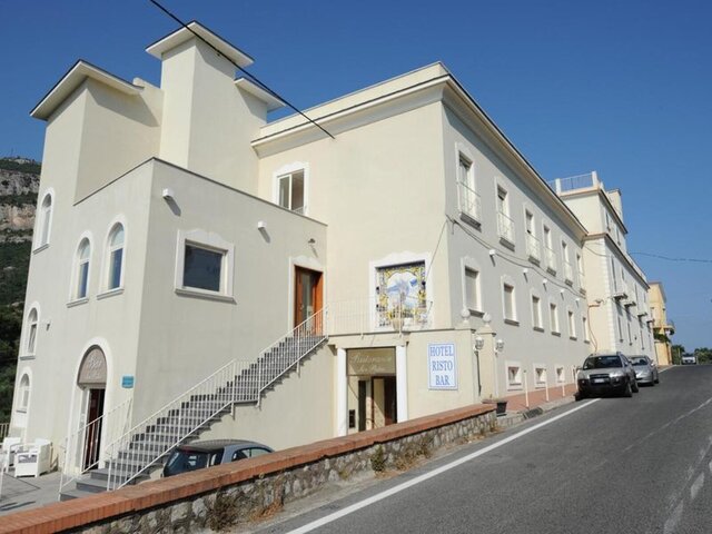 Hotel Royal Hills ★★★★