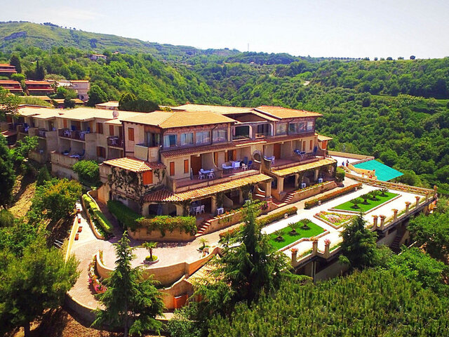 Hotel Villaggio L'Olivara ★★★