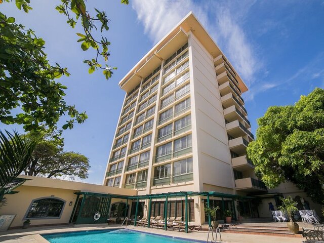 The Courtleigh Hotel & Suites ★★★★