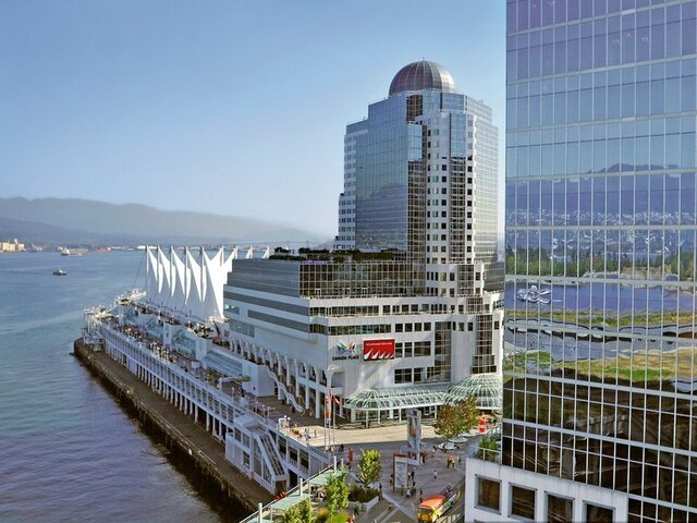 Fairmont Pacific Rim ★★★★★