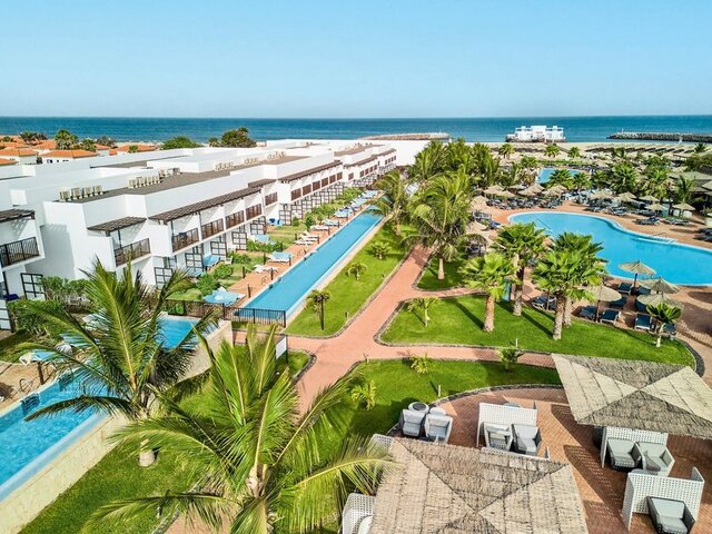 Meliá Laguna Beach Resort ★★★★★