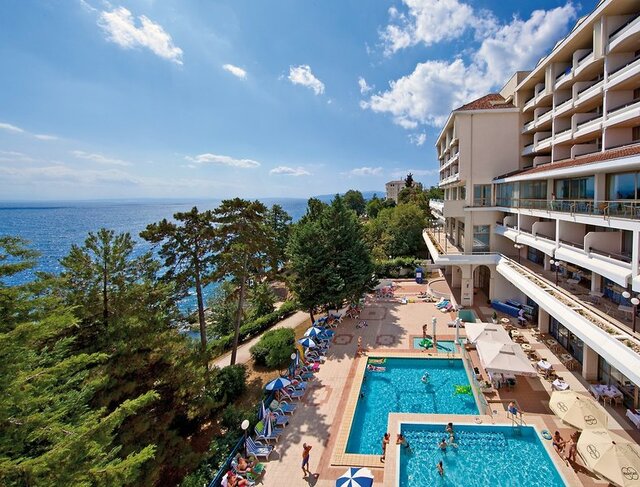 Hotel Excelsior ★★★★