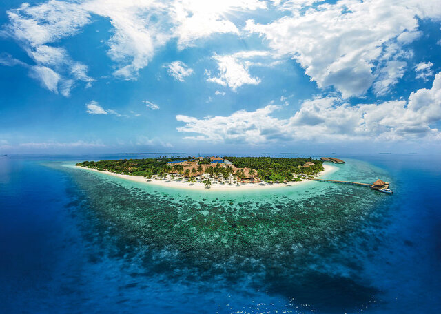 Reethi Faru Resort ★★★★