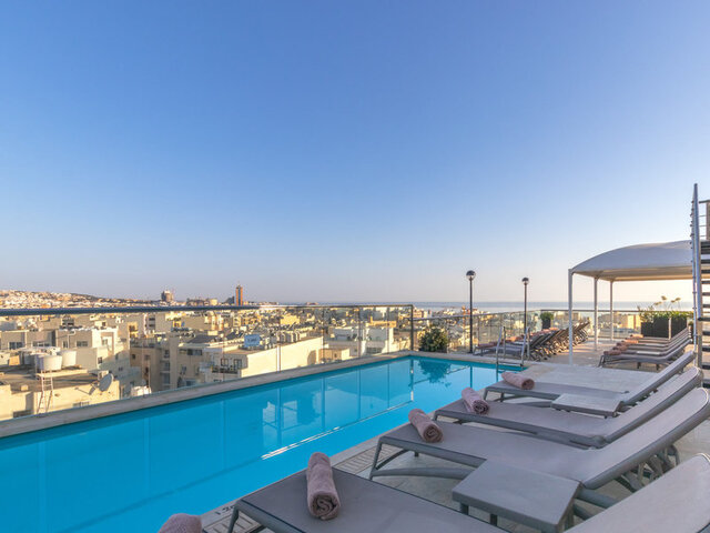 AX The Victoria Hotel ★★★★
