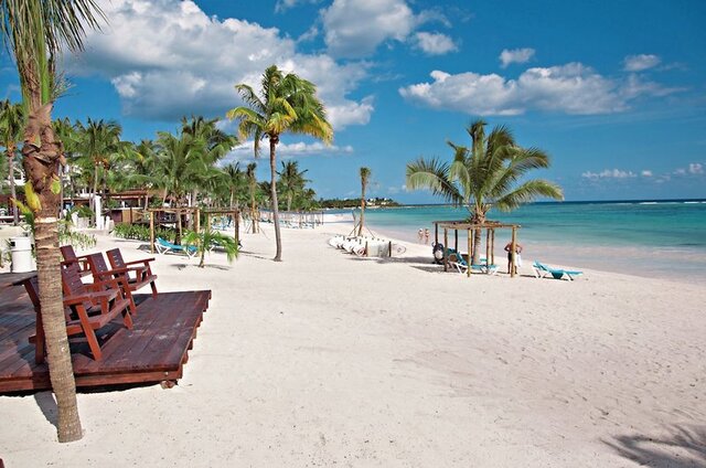 Akumal Bay Beach & Spa Resort ★★★★