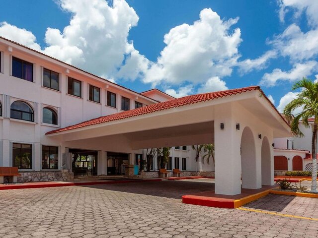 Cozumel Hotel & Resort ★★★★