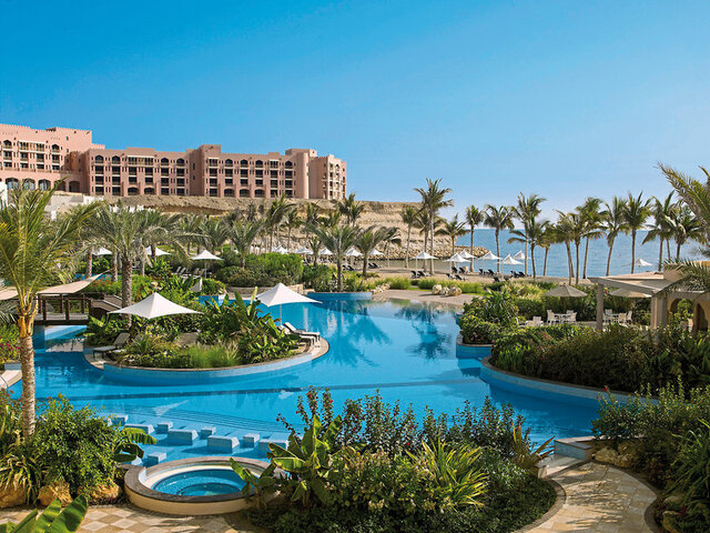 Hilton Muscat Al Bandar ★★★★★