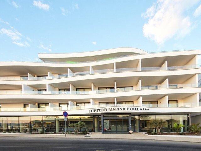 Jupiter Marina Hotel - Couples & Spa ★★★★