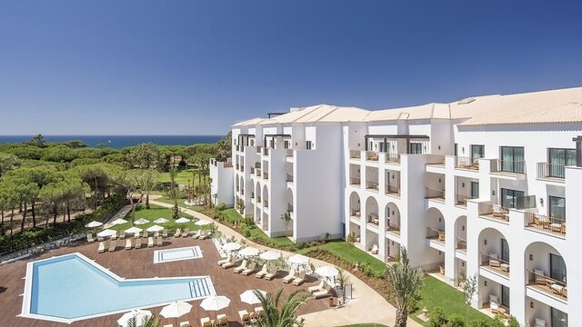 Pine Cliffs Ocean Suites & Spa ★★★★★