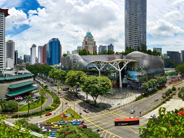 Holiday Inn Atrium ★★★★