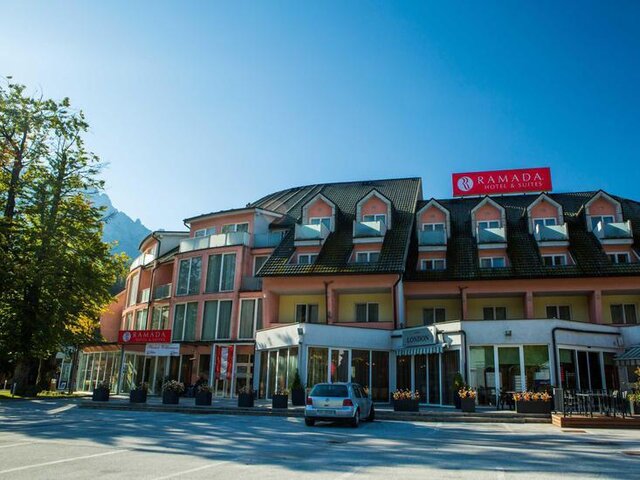 Ramada Hotel & Suites ★★★★