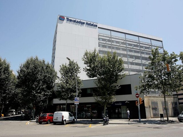 Travelodge Barcelona Poblenou ★