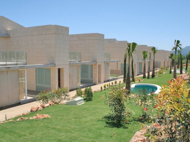 L'Escala Resort 