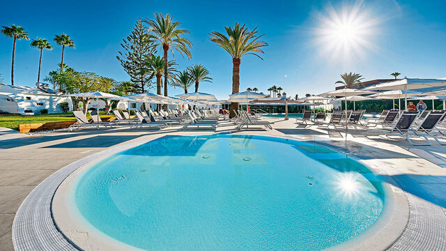 Canary Garden Club ★★★