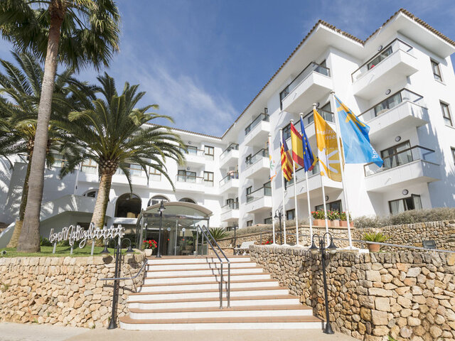 Ona Palmira Paguera ★★★★