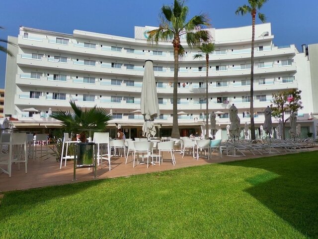 Metropolitan Playa ★★★