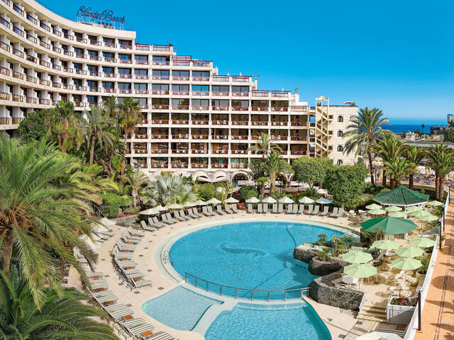 Seaside Sandy Beach ★★★★