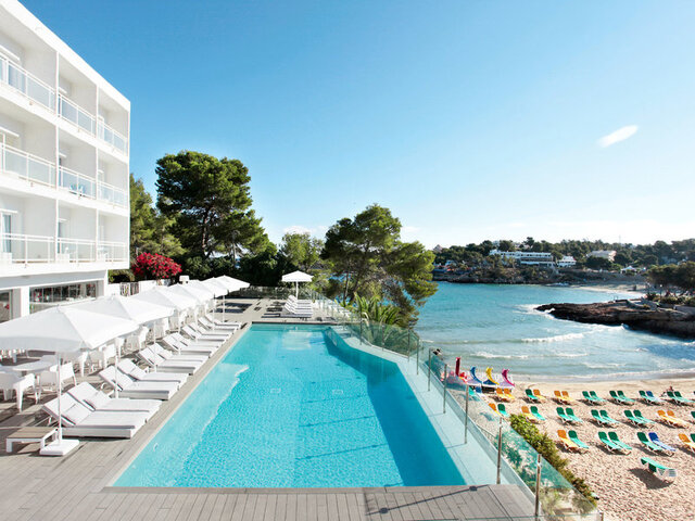 Grupotel Ibiza Beach Resort ★★★★