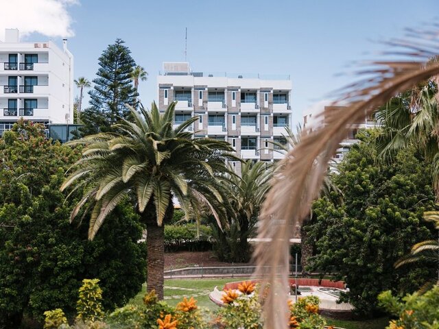 Apartamentos LIVVO Tarahal ★★★