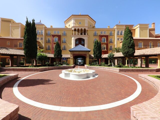 Iberostar Waves Malaga Playa  ★★★★